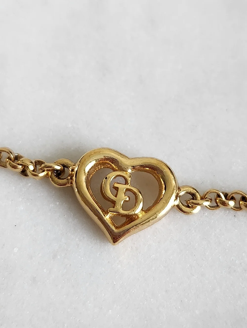 Christian Dior CD Logo Heart Charm Bracelet - Picture 5 of 5